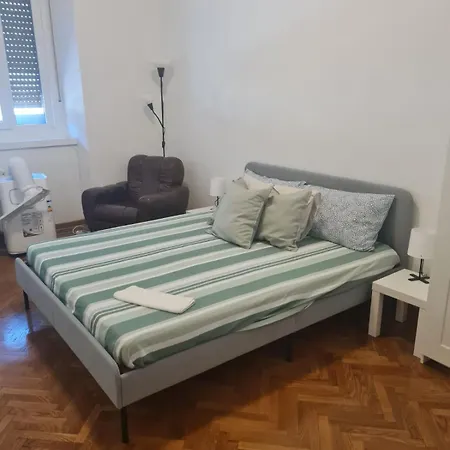 Casa Piazza Oberdan Apartment