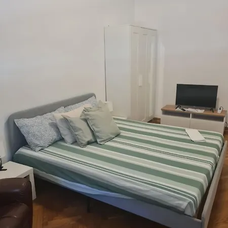 Casa Piazza Oberdan Apartment
