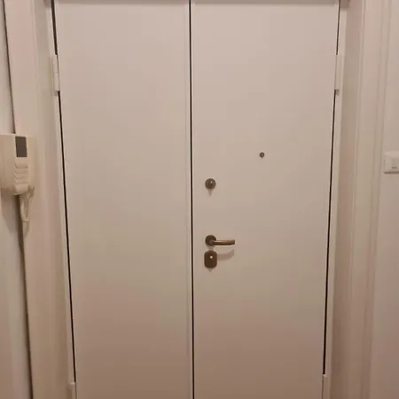 Casa Piazza Oberdan Apartment *